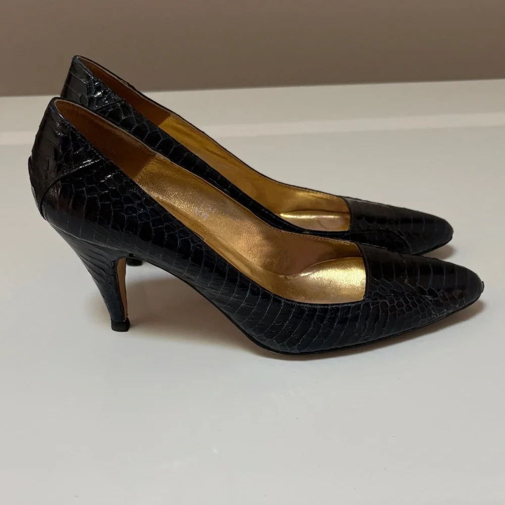 J.Renee Black Croc-Embossed Heels with Gold Interior - Picture 2 of 6
